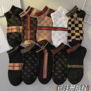 Short socks
